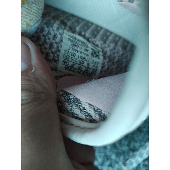 Yeezy Boost 350 V2 Synth Reflective - Picture 8 of 12